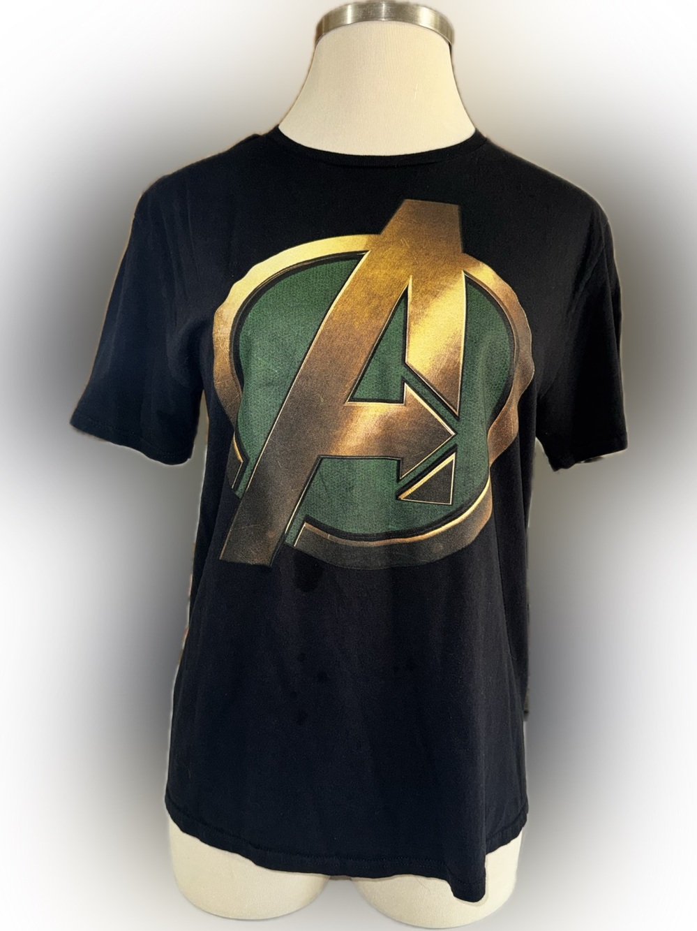Loki Avengers Graphic Tee - Black with Gold & Green Logo size Large